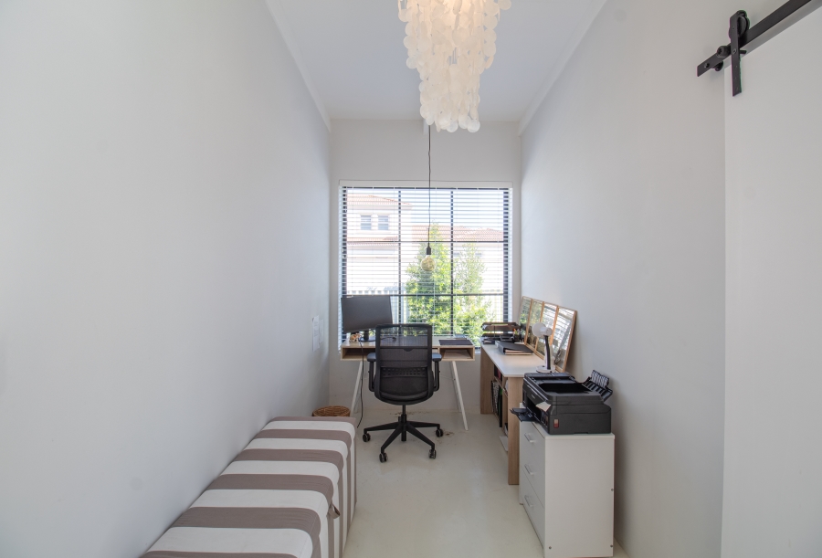 3 Bedroom Property for Sale in Bowtie Western Cape